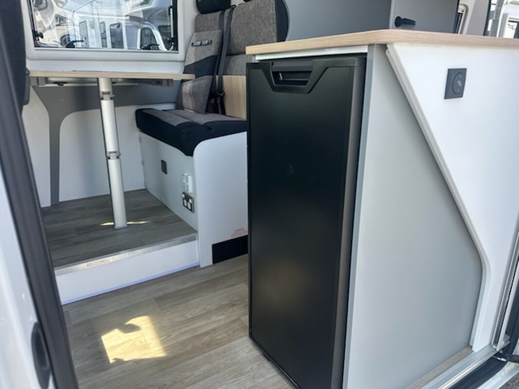 AVAN APPLAUSE 600 2 LTD EDTION