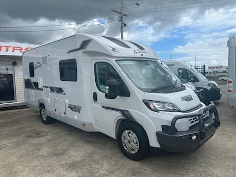 AVAN OVATION M32 B CLASS