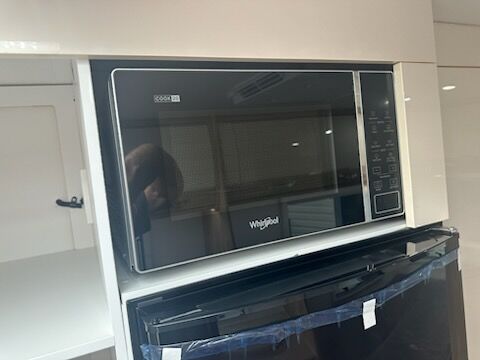 AVAN OVATION M32 B CLASS