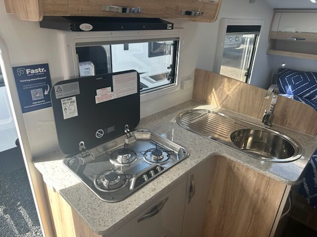 Avan Aspire 484 2 Adventure Pack