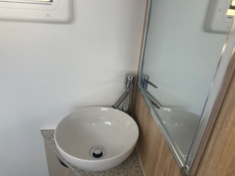 Avan Aspire 484 2 Adventure Pack