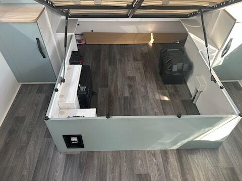 Avan Aspire 587 1 Adventure Pack