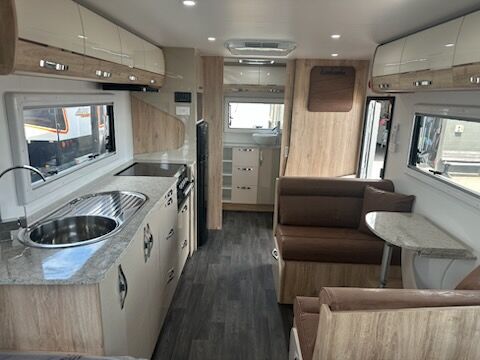 Avan Aspire 587 2 Adventure Pack