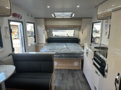 Avan Aspire 617 Triple Bunk