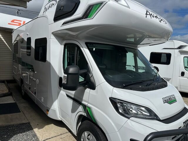 Avan Ovation M5 C Class