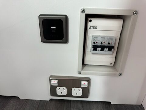 Avan Ovation M5 C Class