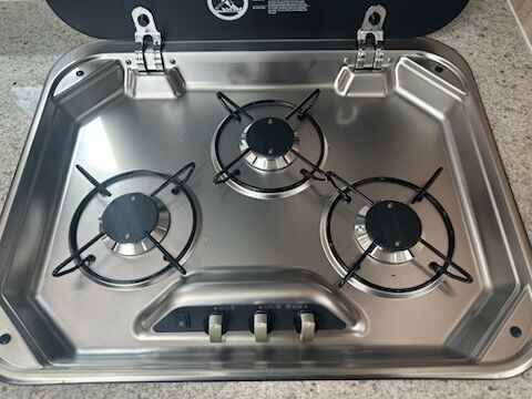 Avan Ovation M7 C Class