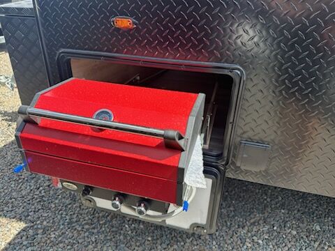 Golf Tourer 607 HT Single Beds