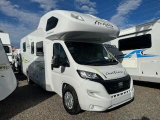 Avan Ovation M8 C Class