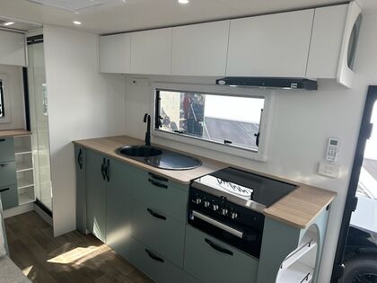 Avan Aspire 572 HT
