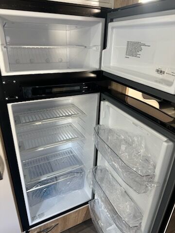 Avan Aspire 617 Triple Bunk