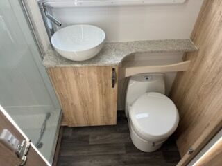 Avan Aspire 617 Triple Bunk