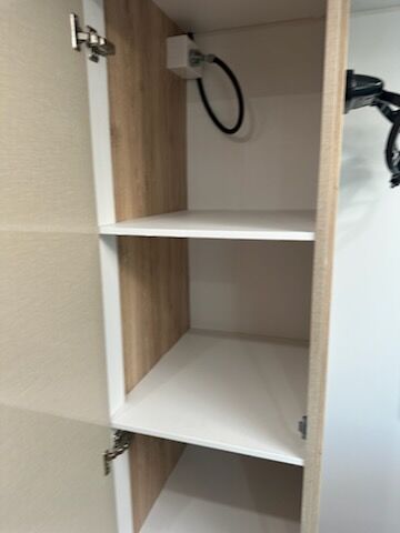 Avan Ovation M6 B Class